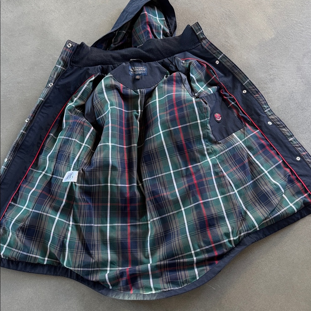 Pendleton, Size M. - image 6